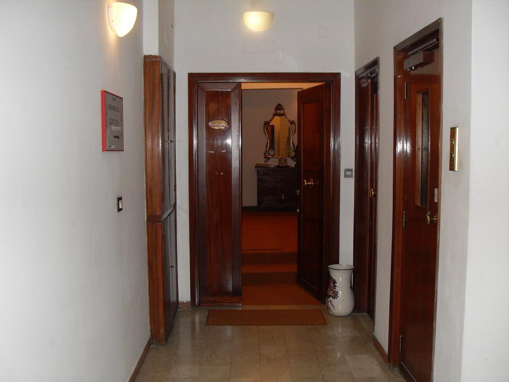 Residenza Giulia Otel Floransa Dış mekan fotoğraf