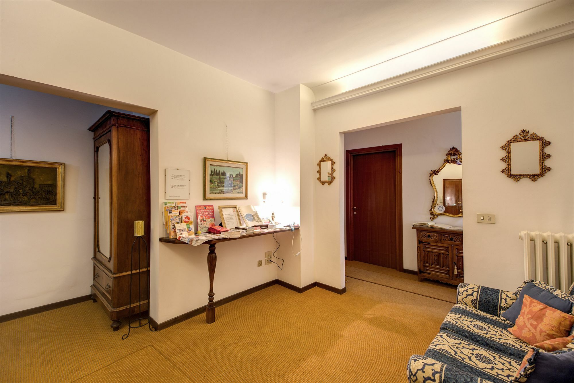Residenza Giulia Otel Floransa Dış mekan fotoğraf